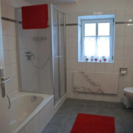 Am Holzmarkt شقة